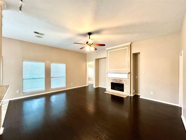 3603 Paigewood Drive, Pearland, TX 77584