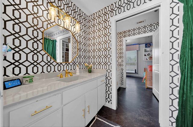 419 County Road 419, Tyler, TX 75704