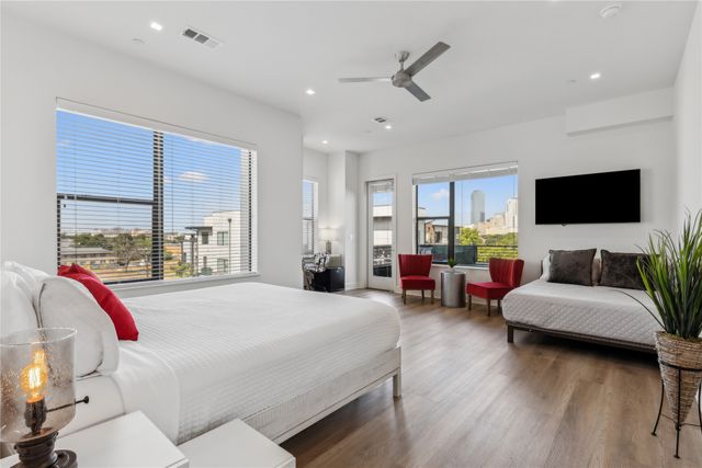 1901 S Harwood Street 301, Dallas, TX 75215