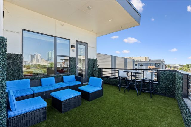 1901 S Harwood Street 301, Dallas, TX 75215