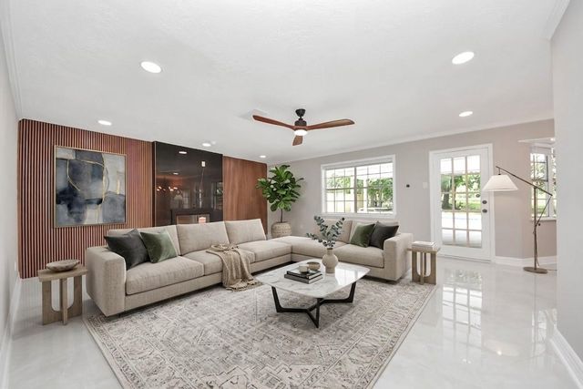 15538 Torry Pines Road, Houston, TX 77062