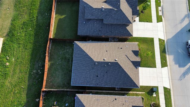 1306 Saddlehorn Drive, Denton, TX 76207