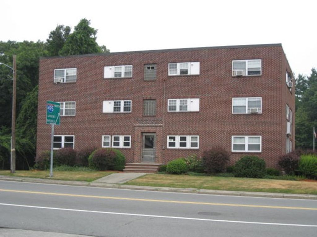111 Chelmsford Street 11, Chelmsford, MA 01824