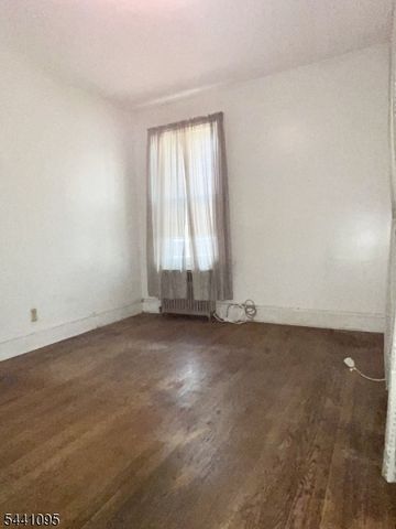 16 Jackson Ave, North Plainfield Boro, NJ 07060
