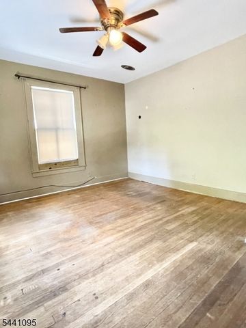 16 Jackson Ave, North Plainfield Boro, NJ 07060