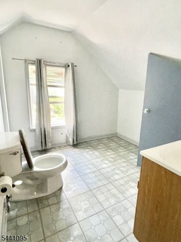16 Jackson Ave, North Plainfield Boro, NJ 07060