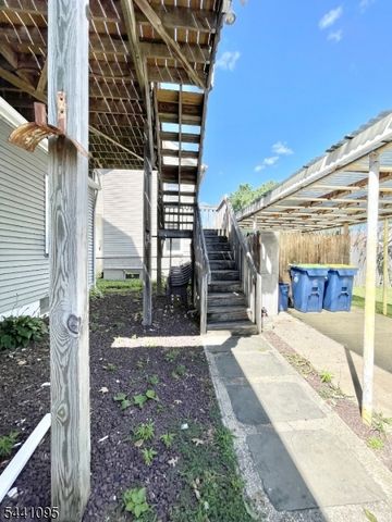 16 Jackson Ave, North Plainfield Boro, NJ 07060