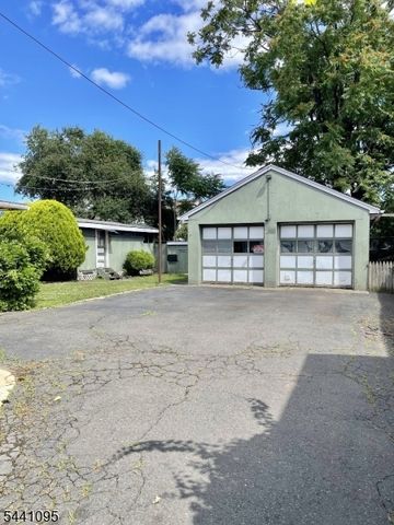 16 Jackson Ave, North Plainfield Boro, NJ 07060