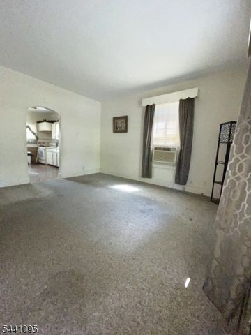 16 Jackson Ave, North Plainfield Boro, NJ 07060