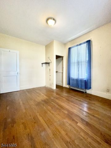 16 Jackson Ave, North Plainfield Boro, NJ 07060
