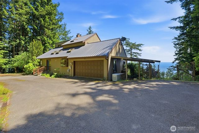 241 Gustavson Road, Quilcene, WA 98376