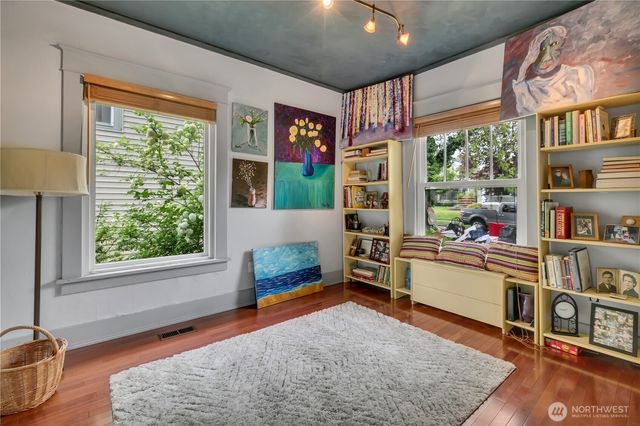 1515 N Anderson Street, Tacoma, WA 98406