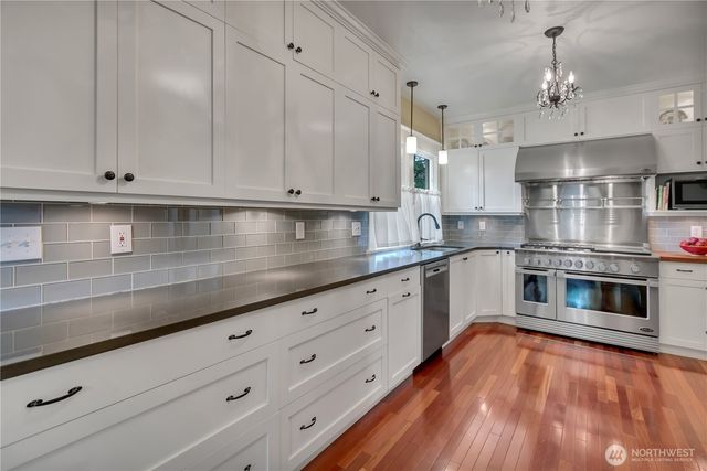 1515 N Anderson Street, Tacoma, WA 98406