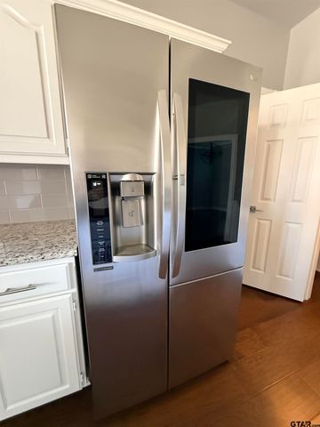 154 Fairway Dr., Bullard, TX 75757