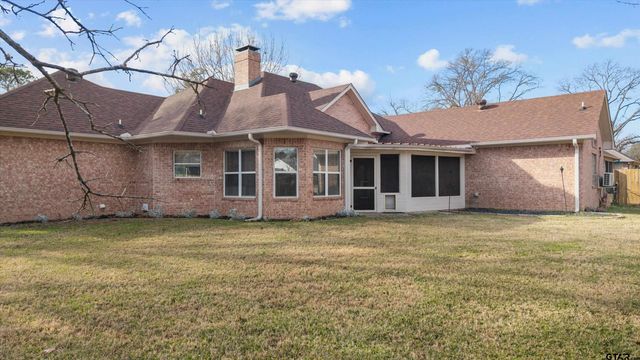 154 Fairway Dr., Bullard, TX 75757