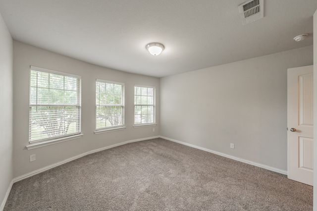 1113 Vintage Avenue, Gainesville, TX 76240