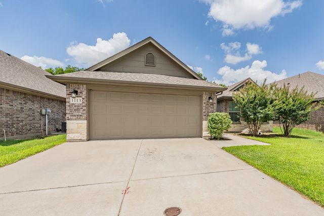 1113 Vintage Avenue, Gainesville, TX 76240