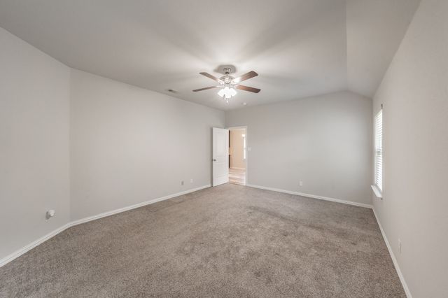 1113 Vintage Avenue, Gainesville, TX 76240