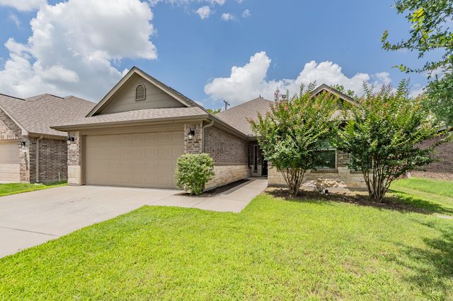 1113 Vintage Avenue, Gainesville, TX 76240