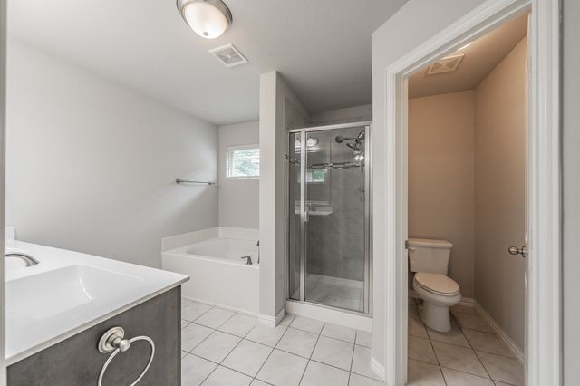 1113 Vintage Avenue, Gainesville, TX 76240