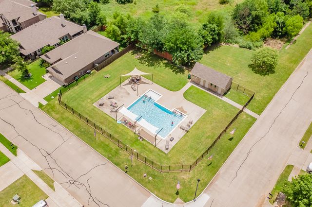1113 Vintage Avenue, Gainesville, TX 76240