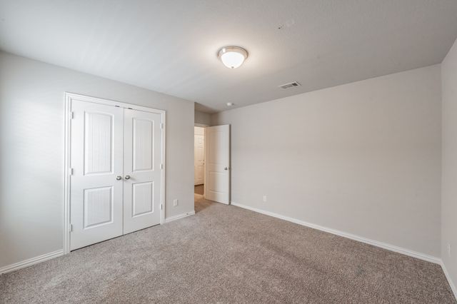1113 Vintage Avenue, Gainesville, TX 76240