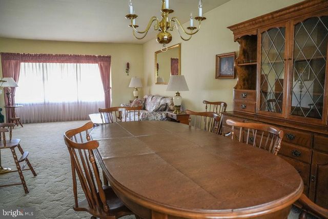 1187 FRANCINE DR, Vineland, NJ 08360