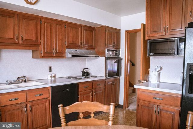 1187 FRANCINE DR, Vineland, NJ 08360