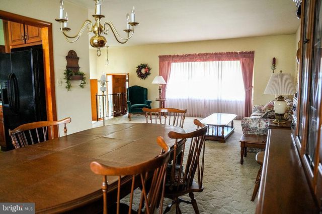 1187 FRANCINE DR, Vineland, NJ 08360