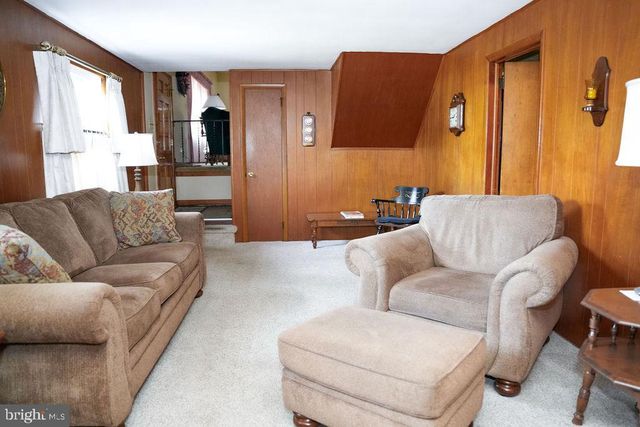 1187 FRANCINE DR, Vineland, NJ 08360