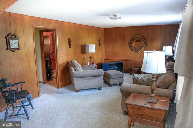 1187 FRANCINE DR, Vineland, NJ 08360