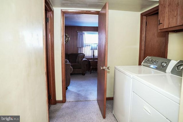 1187 FRANCINE DR, Vineland, NJ 08360