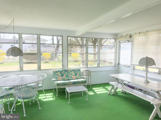 1187 FRANCINE DR, Vineland, NJ 08360
