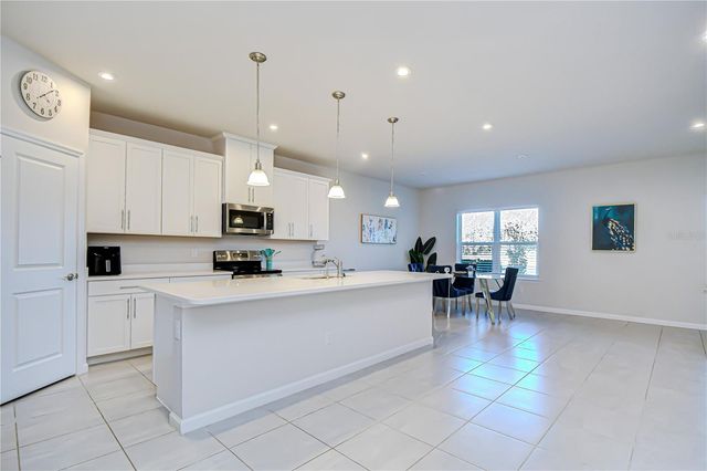 10422 GLIDING EAGLE WAY, Land O Lakes, FL 34638