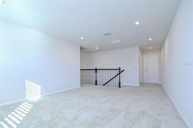 10422 GLIDING EAGLE WAY, Land O Lakes, FL 34638