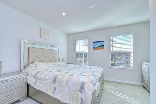 10422 GLIDING EAGLE WAY, Land O Lakes, FL 34638