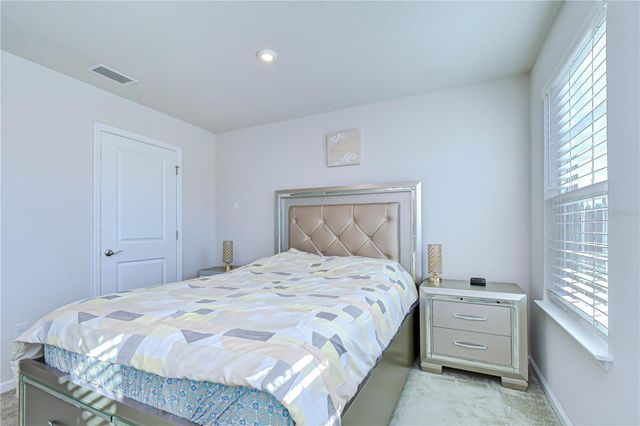 10422 GLIDING EAGLE WAY, Land O Lakes, FL 34638