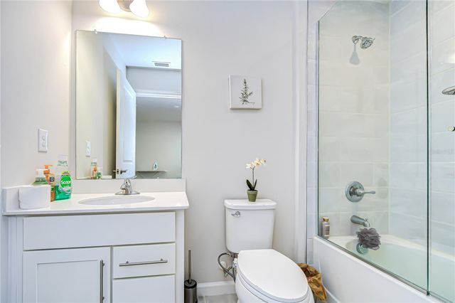 10422 GLIDING EAGLE WAY, Land O Lakes, FL 34638