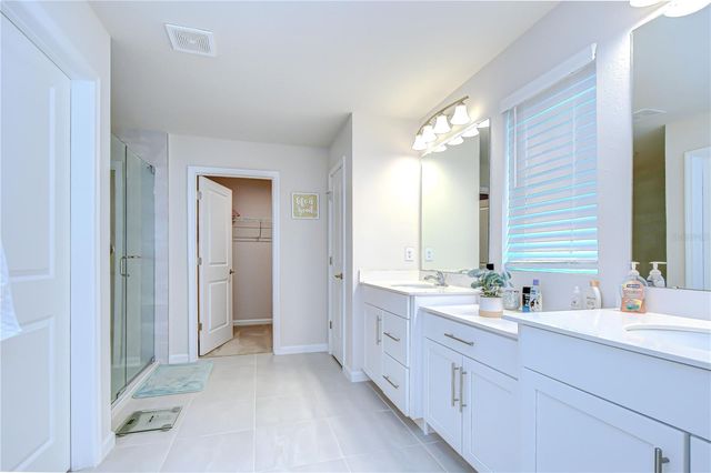 10422 GLIDING EAGLE WAY, Land O Lakes, FL 34638