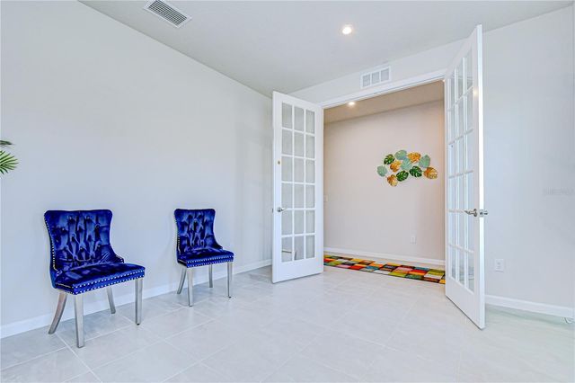 10422 GLIDING EAGLE WAY, Land O Lakes, FL 34638