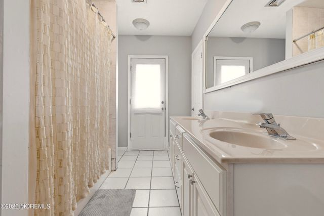 2146 Sachs Avenue, Toms River, NJ 08755