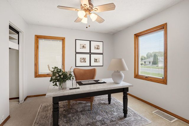 517 E Columbia Ave, Spokane, WA 99208