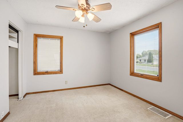 517 E Columbia Ave, Spokane, WA 99208