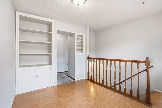 517 E Columbia Ave, Spokane, WA 99208