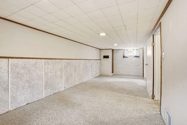 517 E Columbia Ave, Spokane, WA 99208