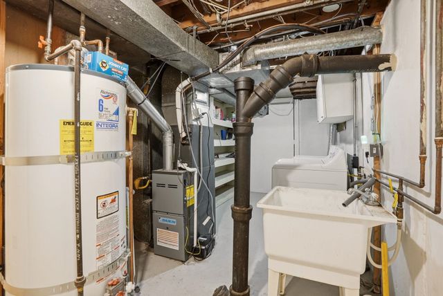517 E Columbia Ave, Spokane, WA 99208