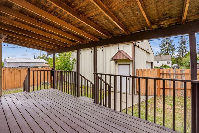 517 E Columbia Ave, Spokane, WA 99208
