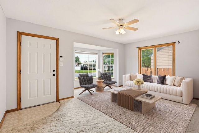 517 E Columbia Ave, Spokane, WA 99208
