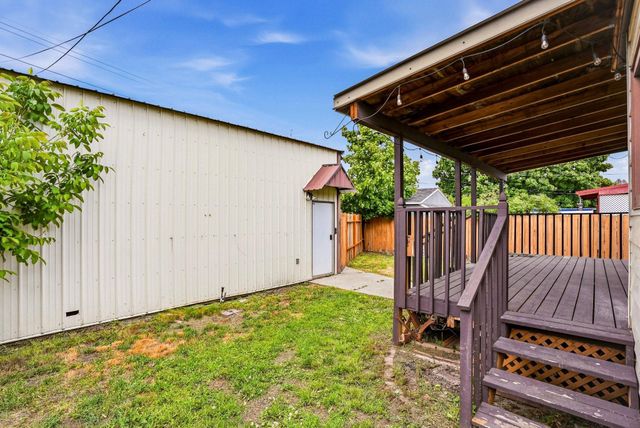 517 E Columbia Ave, Spokane, WA 99208