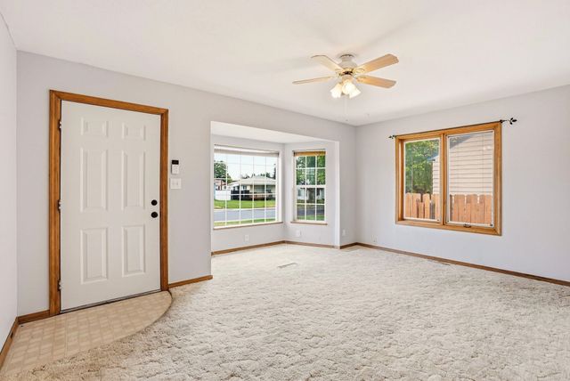 517 E Columbia Ave, Spokane, WA 99208